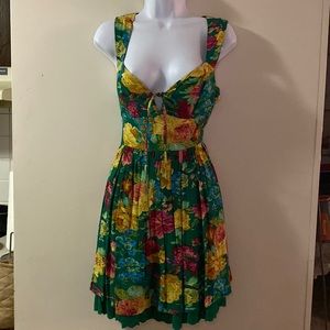 Floral mini dress, open back, padded top